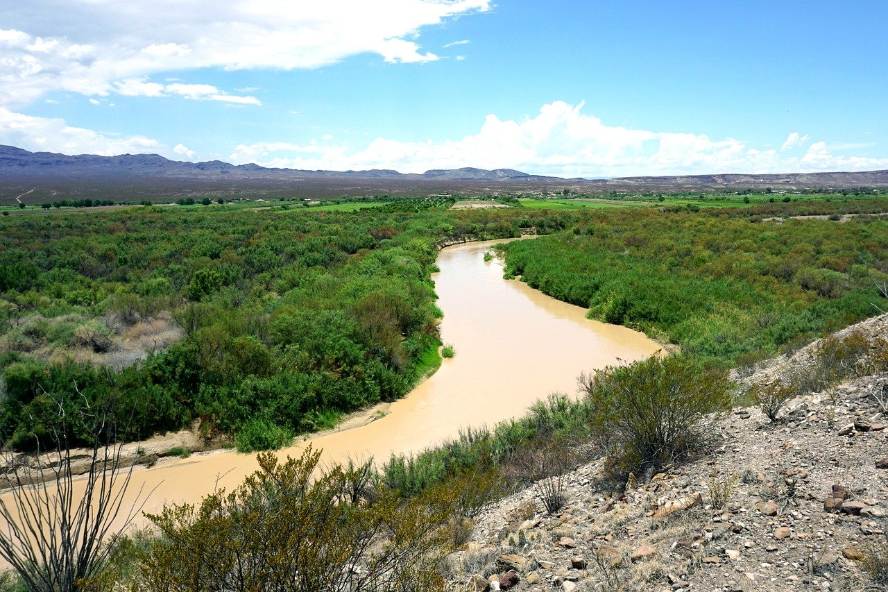 Laredo Texas International Bridge Rio Grande border skyline