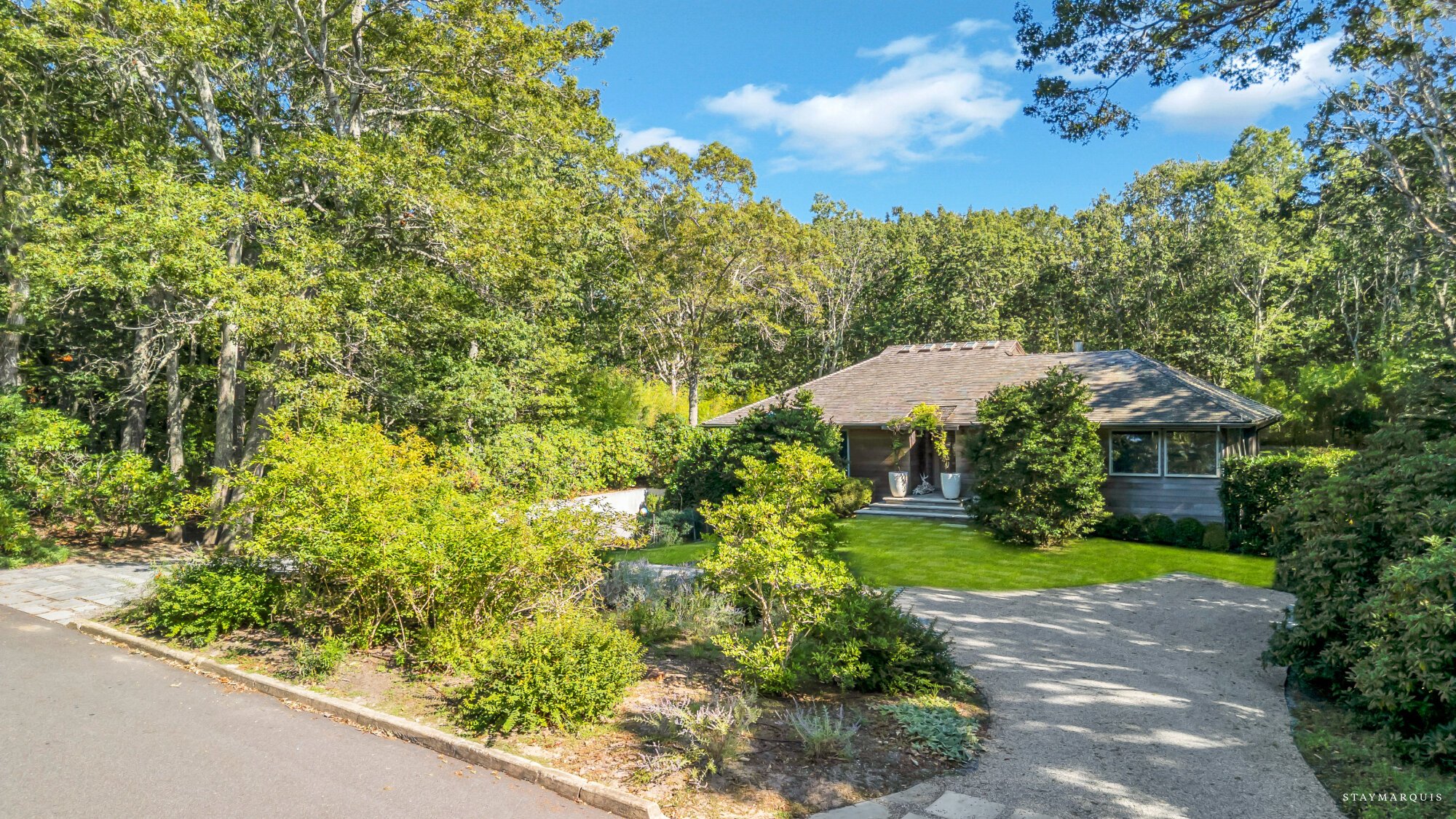 Residence image 4