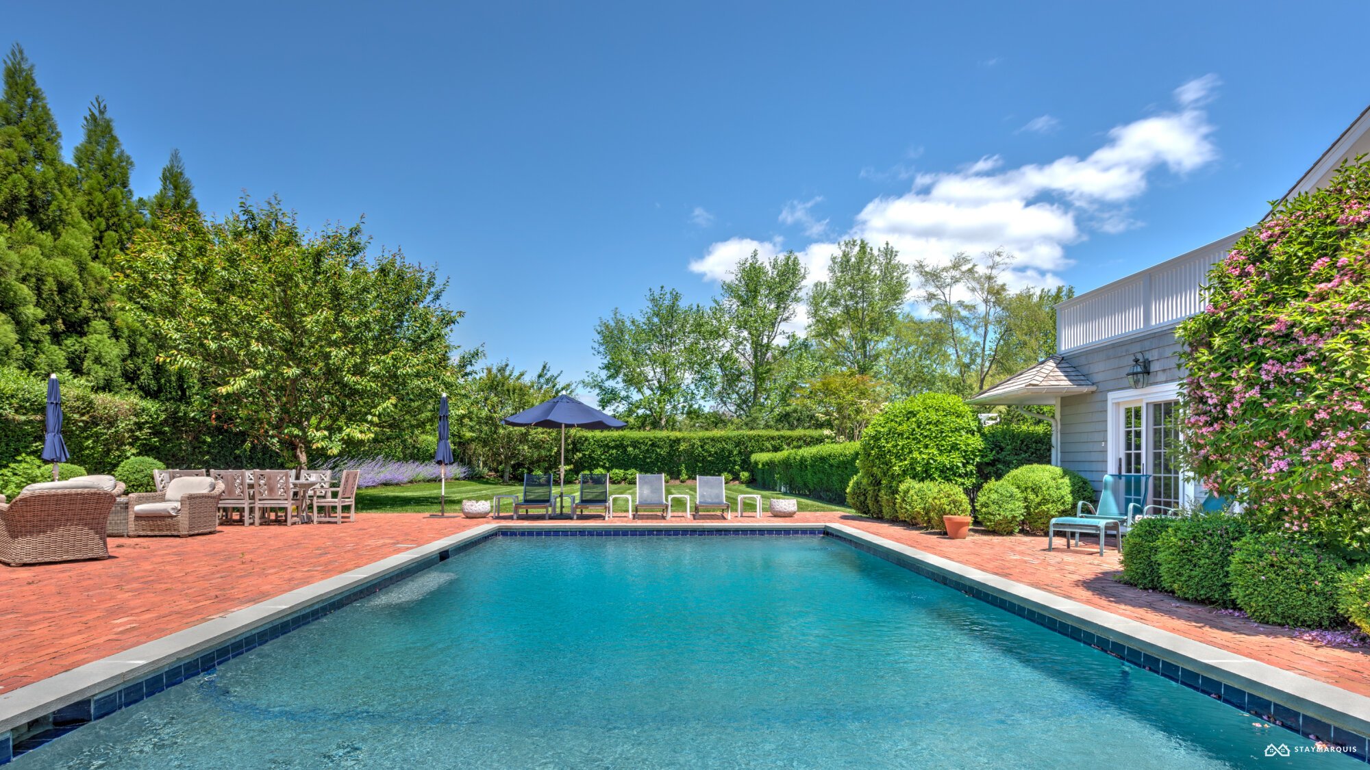 Residence image 2