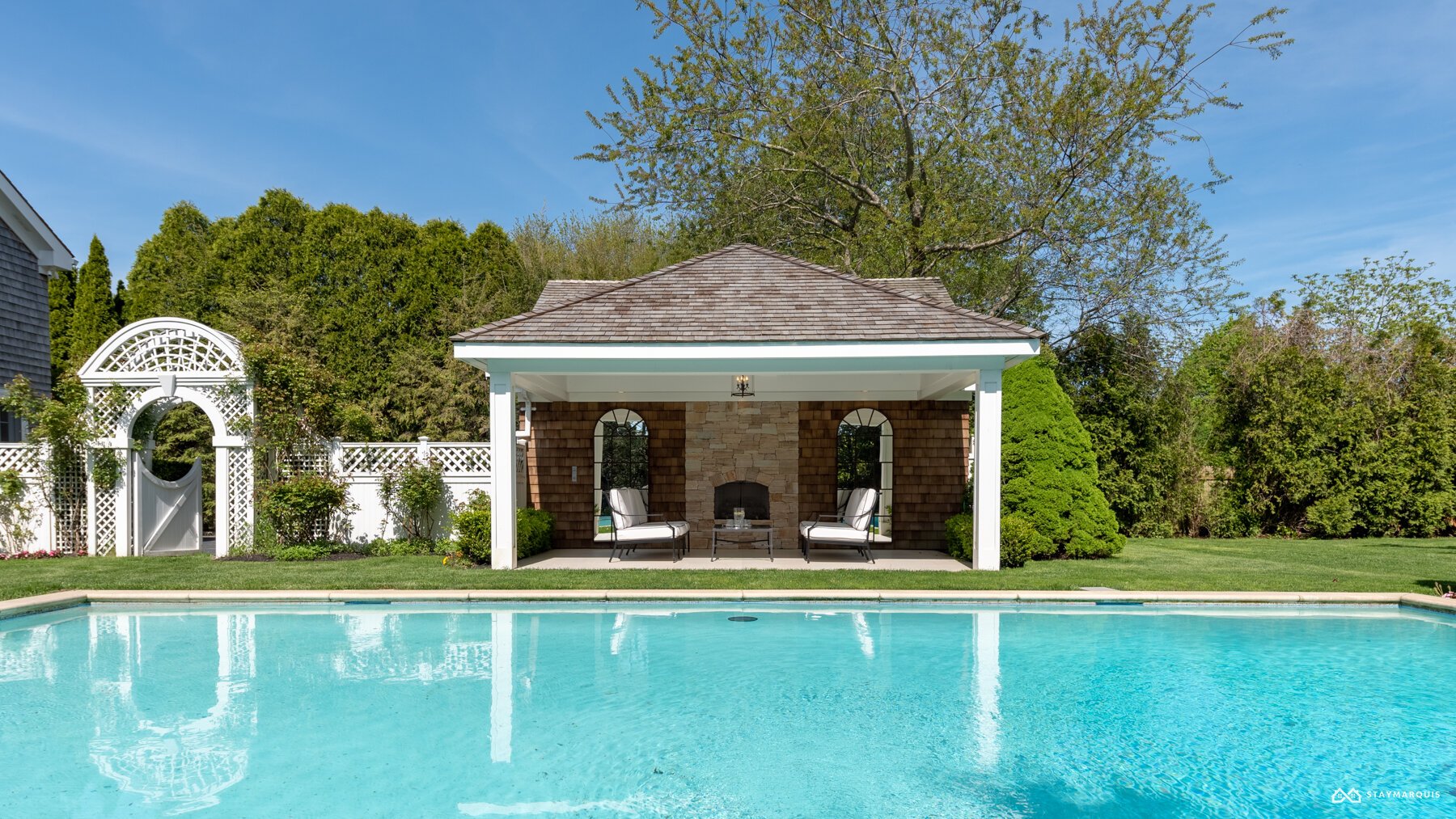Residence image 2