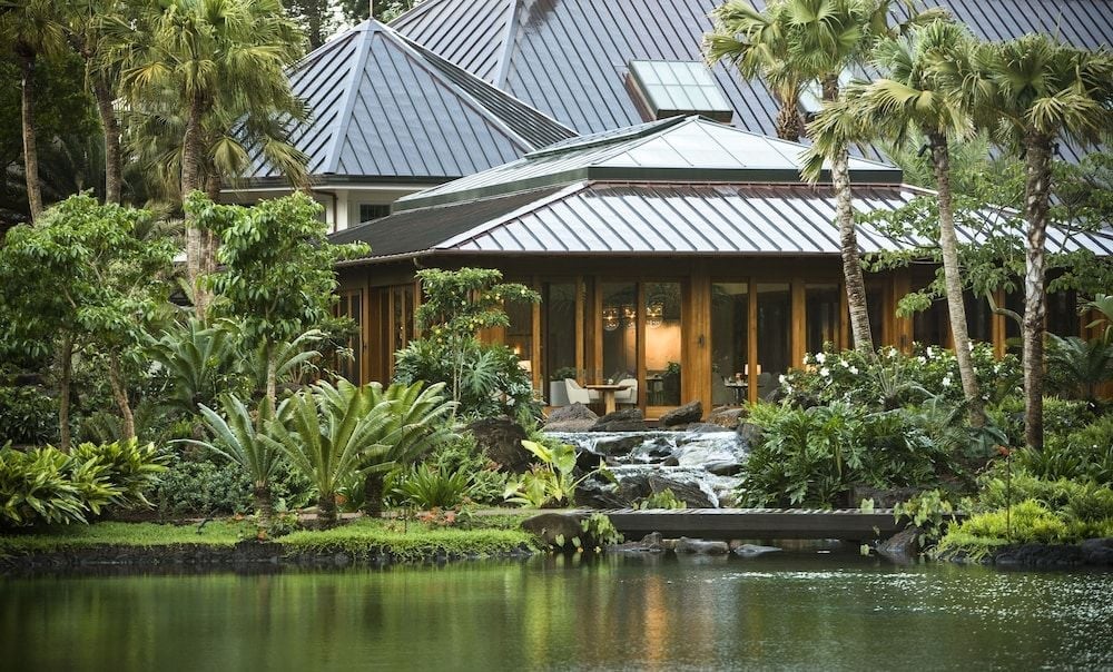 An oasis of luxury on the secluded Lanai in Lana'i, HI