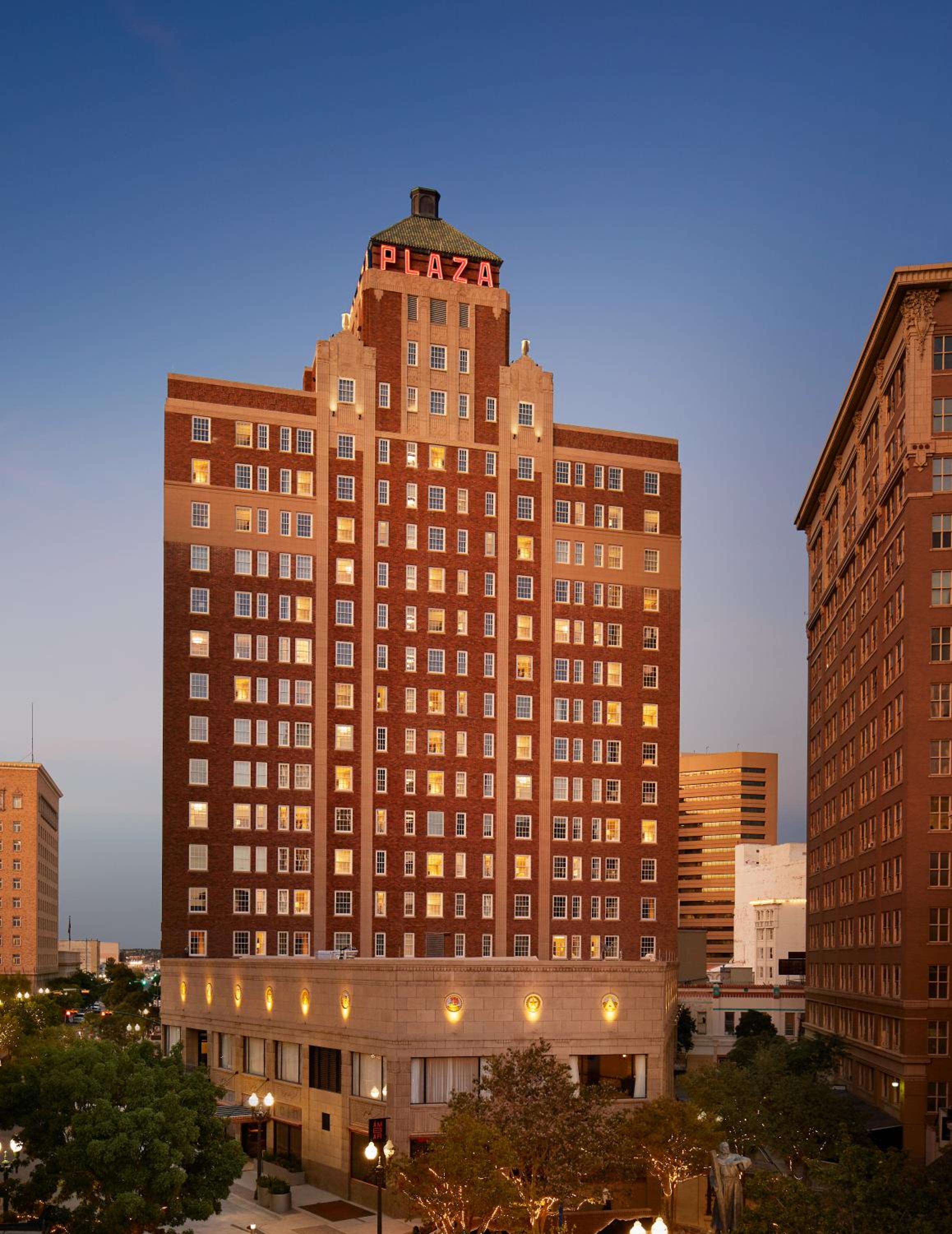 Where El Paso's golden age still holds the room in El Paso, TX