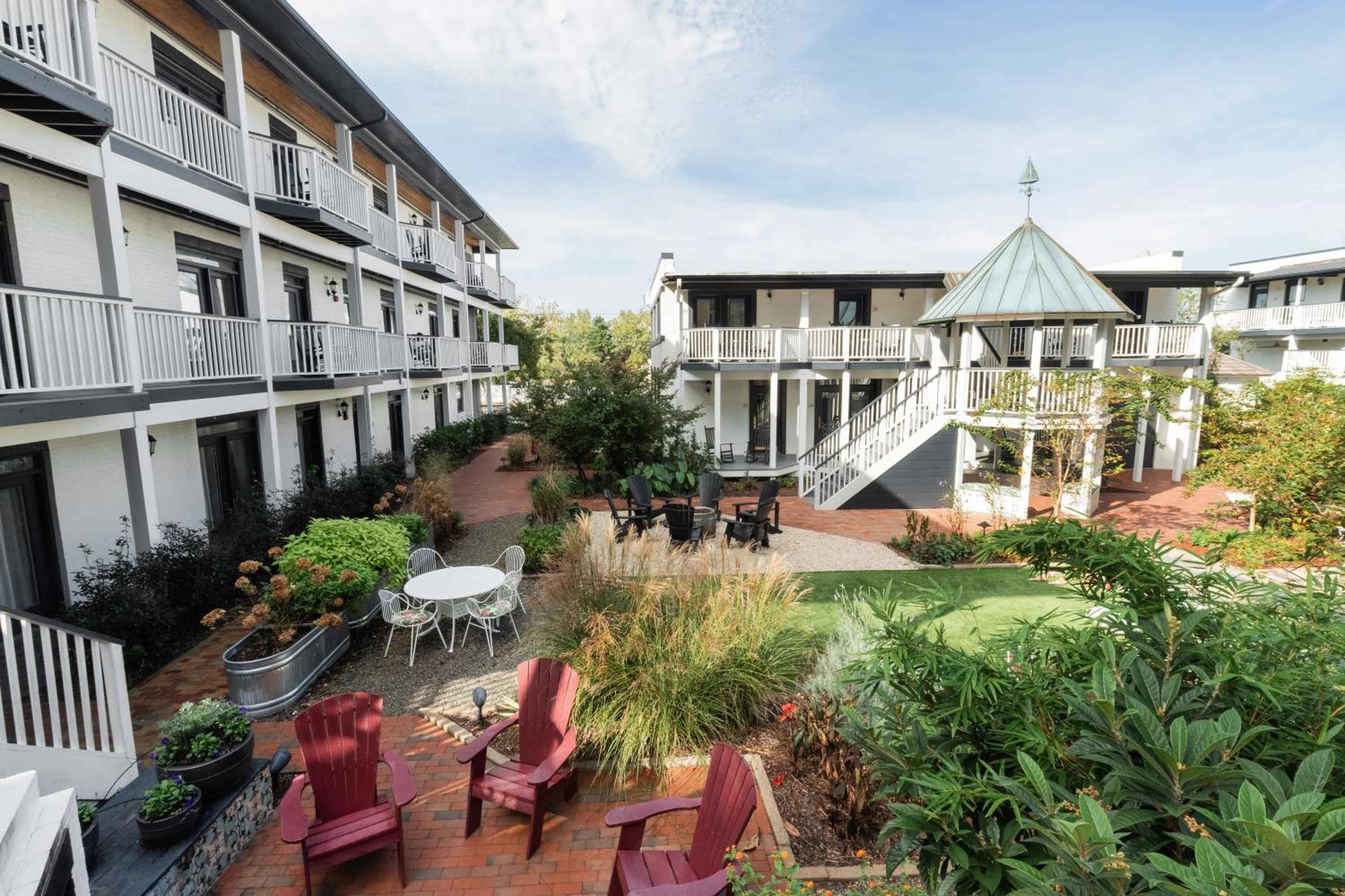 Experience refined elegance in Wilmington in Wilmington, NC