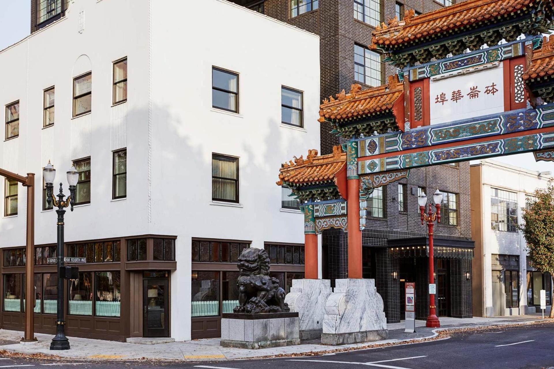 Where Old Town's creative pulse meets a lobby that never stops in Portland, OR