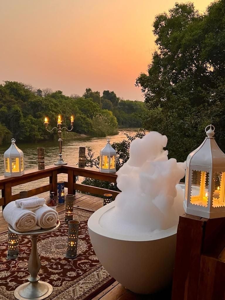An opulent retreat in the heart of Livingstone in Katombora, Southern Province