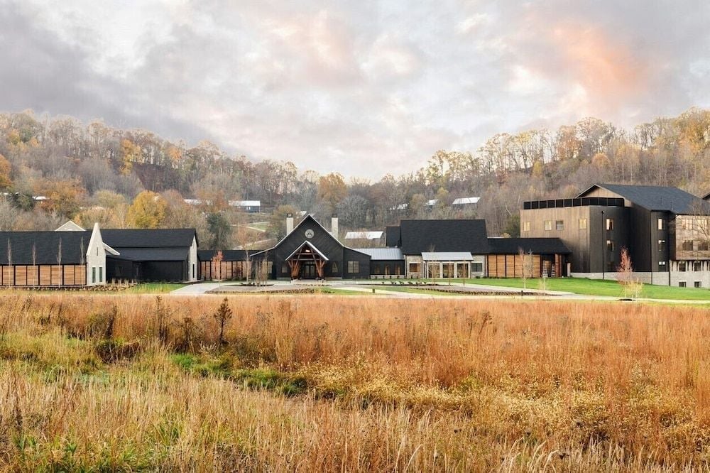 Experience refined tranquility in Franklin, Tennessee in Franklin, TN
