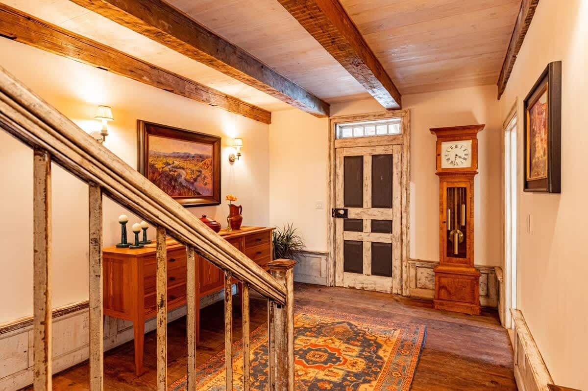 Residence image 3