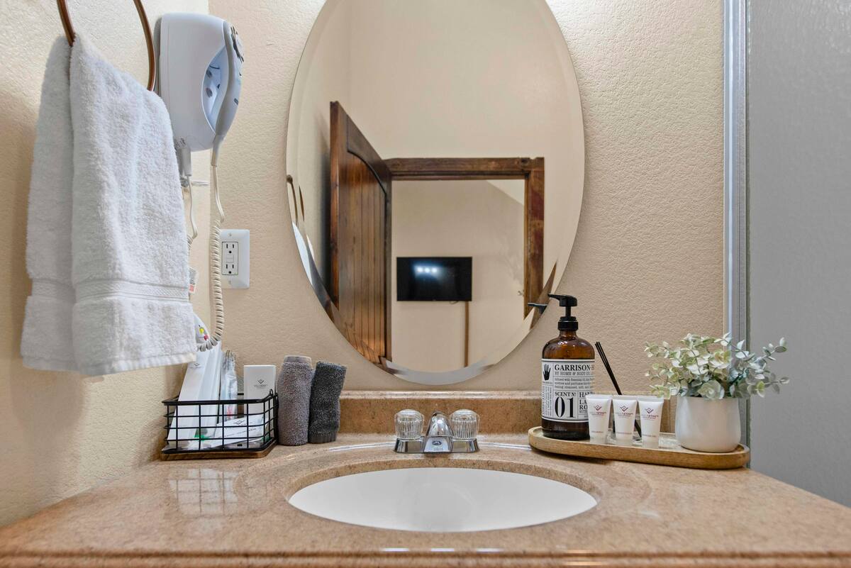 Residence image 2