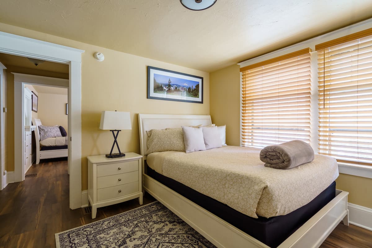 Residence image 3