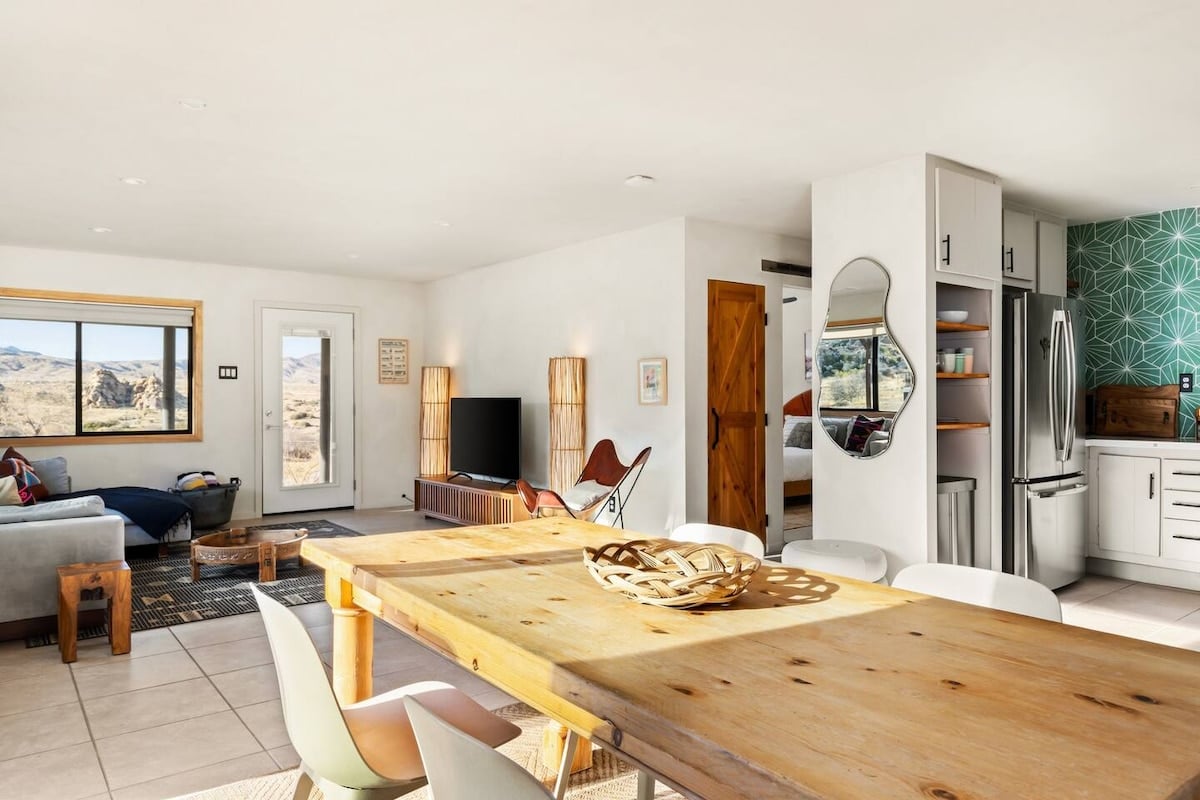 The Pioneertown House By The Cohost Company image 38