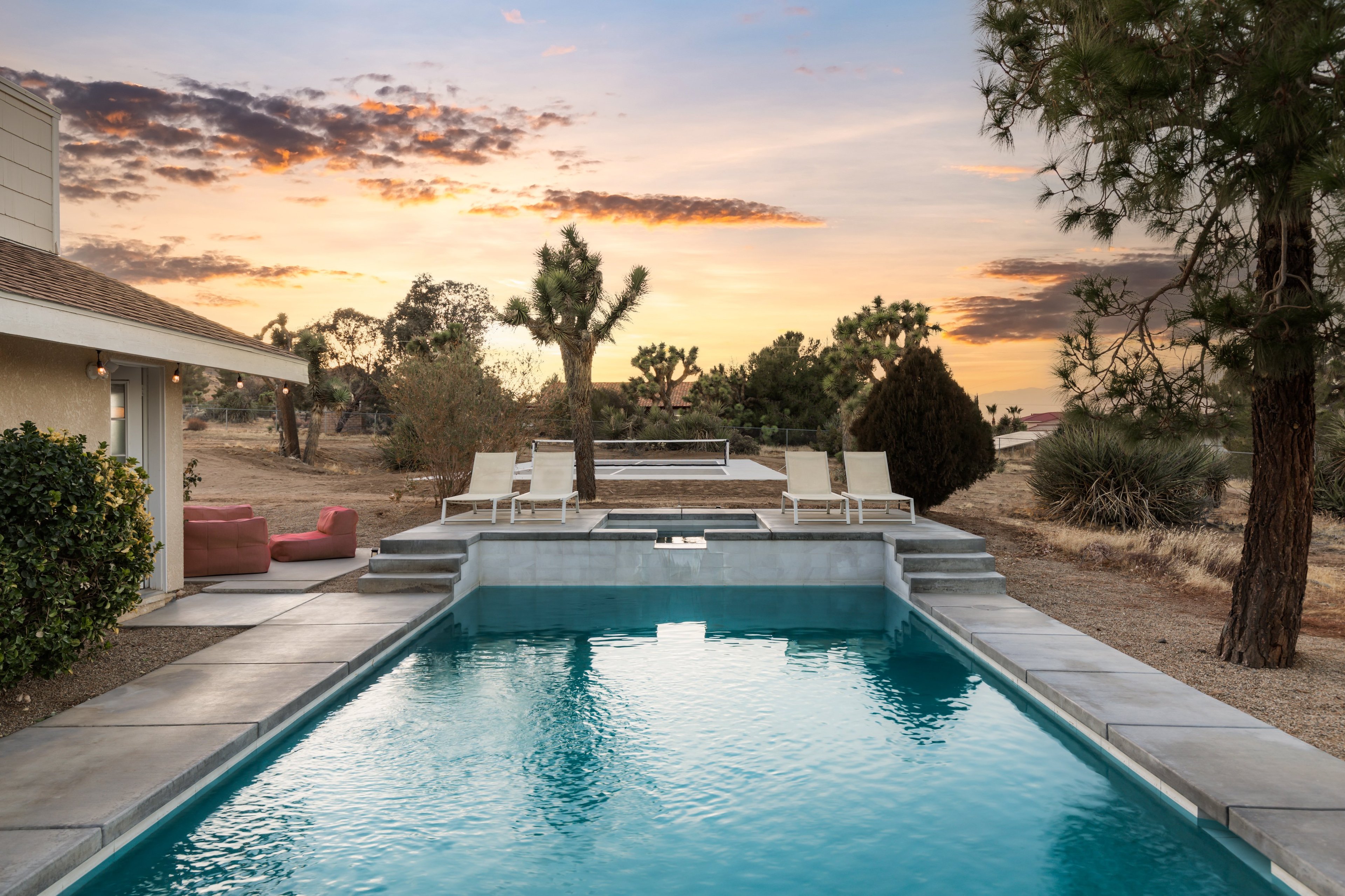 Residence image 3