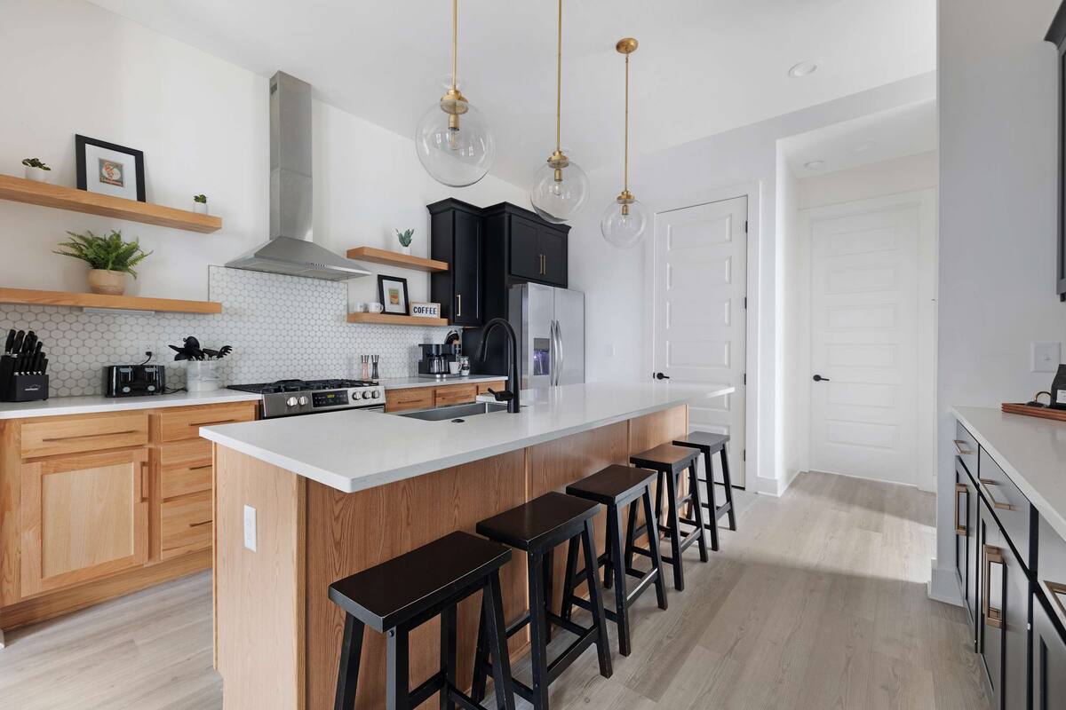 Residence image 3
