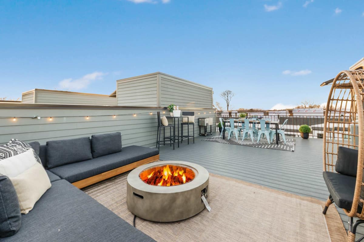 Living beautifully between interiors and open sky at The Trillium in Nashville, TN