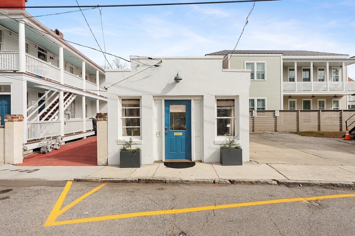 Affordable Haven in Prime Locale | The Workshop image 6