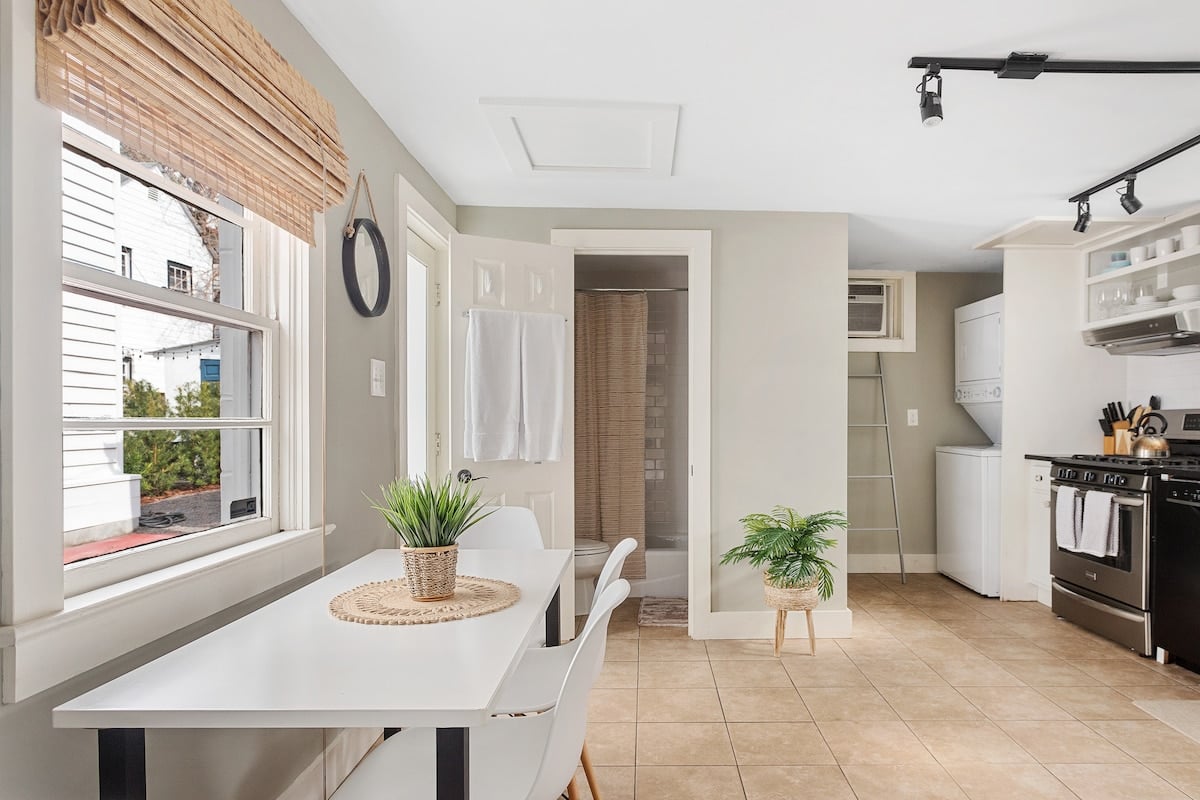 Affordable Haven in Prime Locale | The Workshop image 15