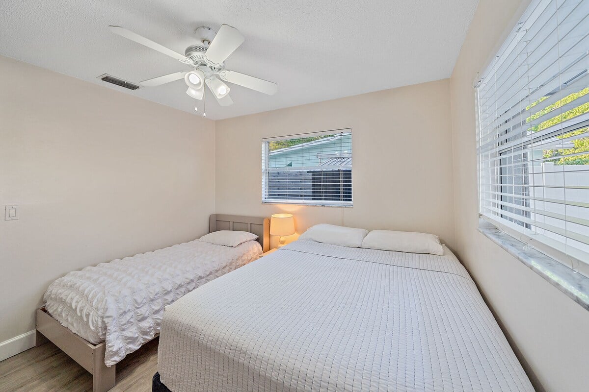 Bedroom 2 - Queen Bed and Full Bed