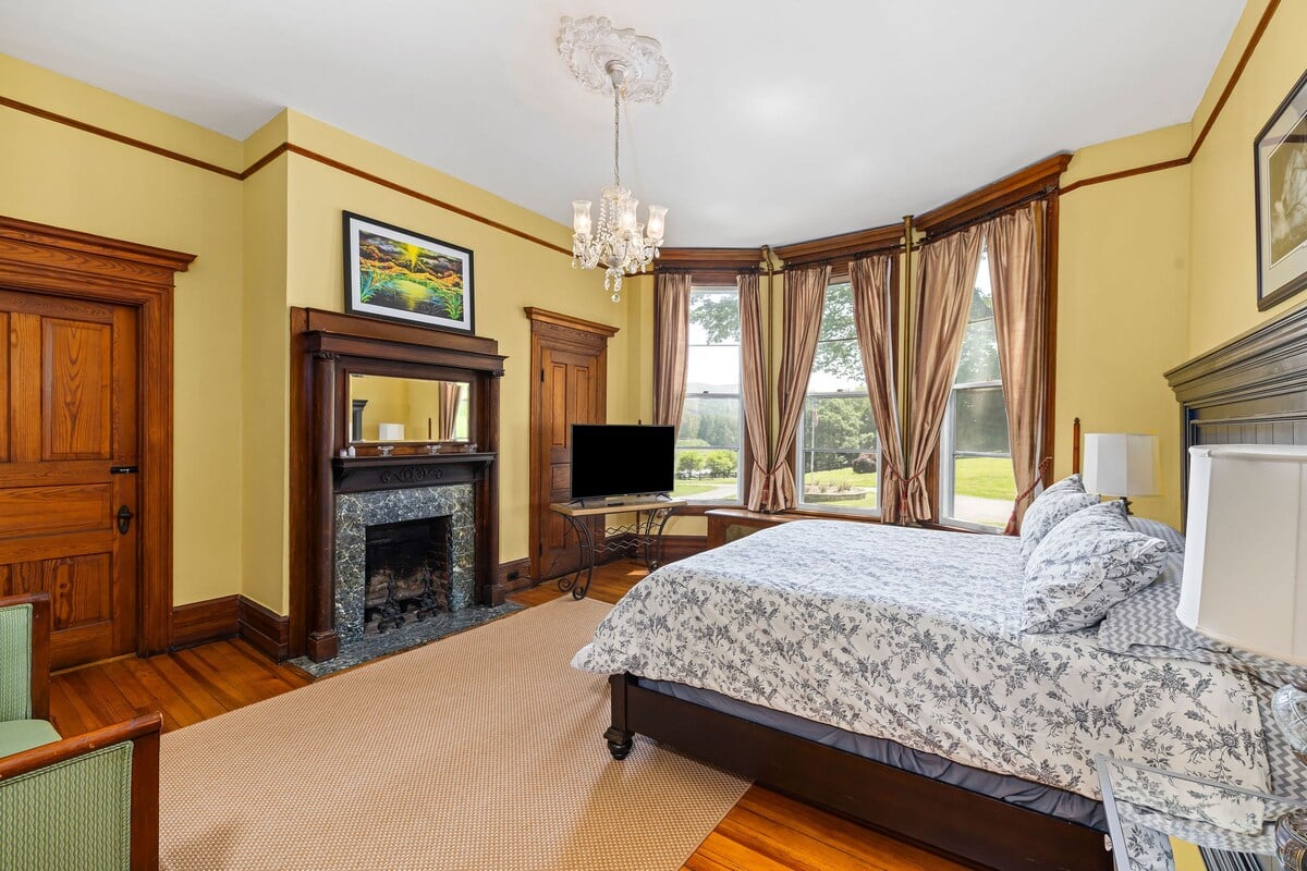 Historic Estate w/ 7 KING Suites, Hot Tub, Views image 25