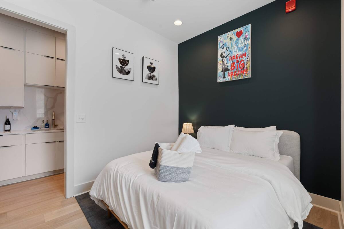 Residence image 2