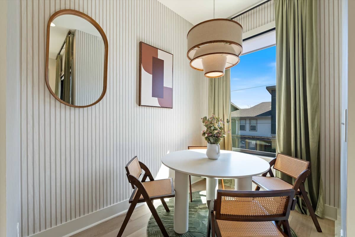 Residence image 3