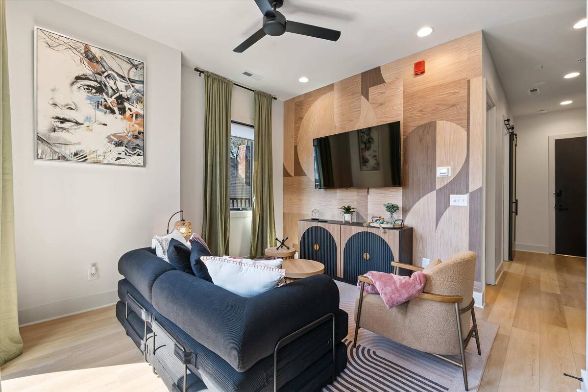 Residence image 2