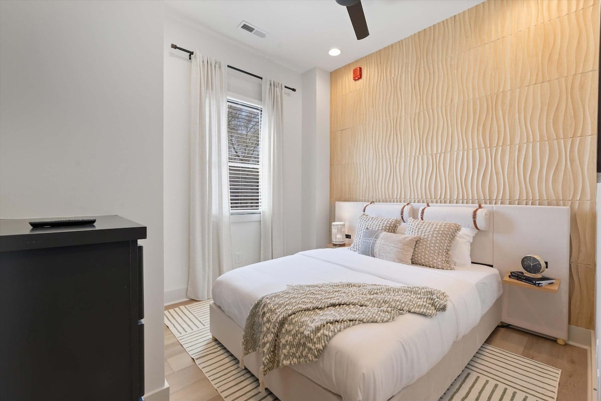 Kay’s Nest – Design-Forward Stay Near Dining image 2