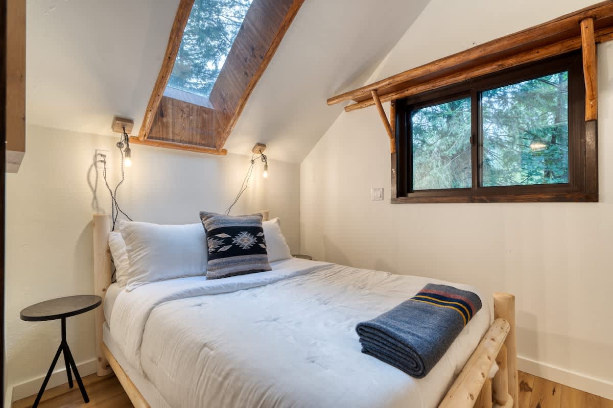 Residence image 3