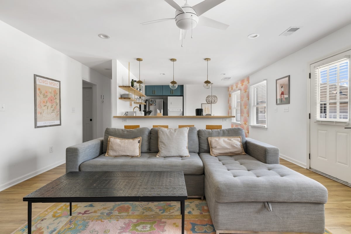 Stay in a refined sanctuary of sophistication in Charleston, SC