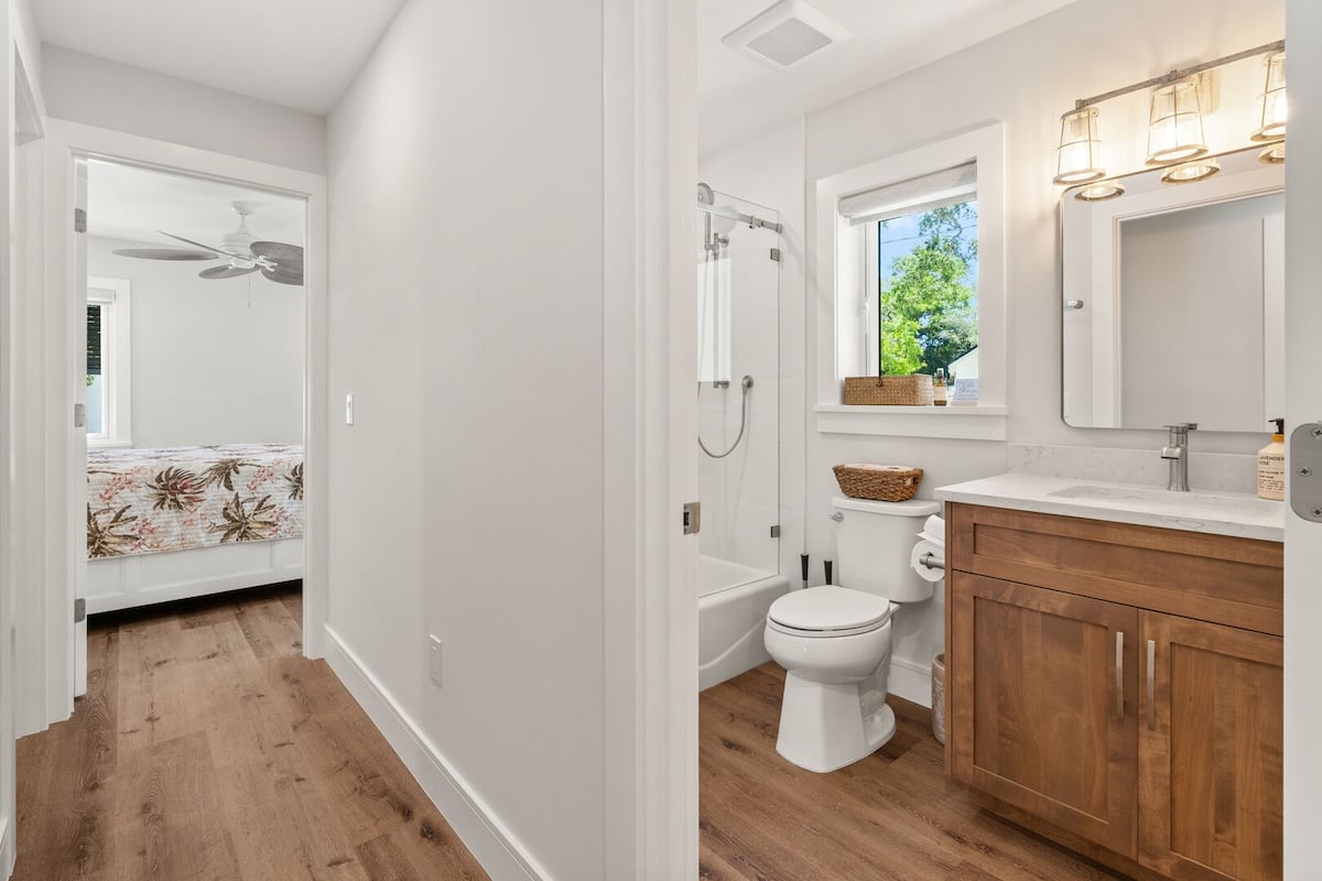 Full Bath located in the hallway between bedroom 2 and 3.