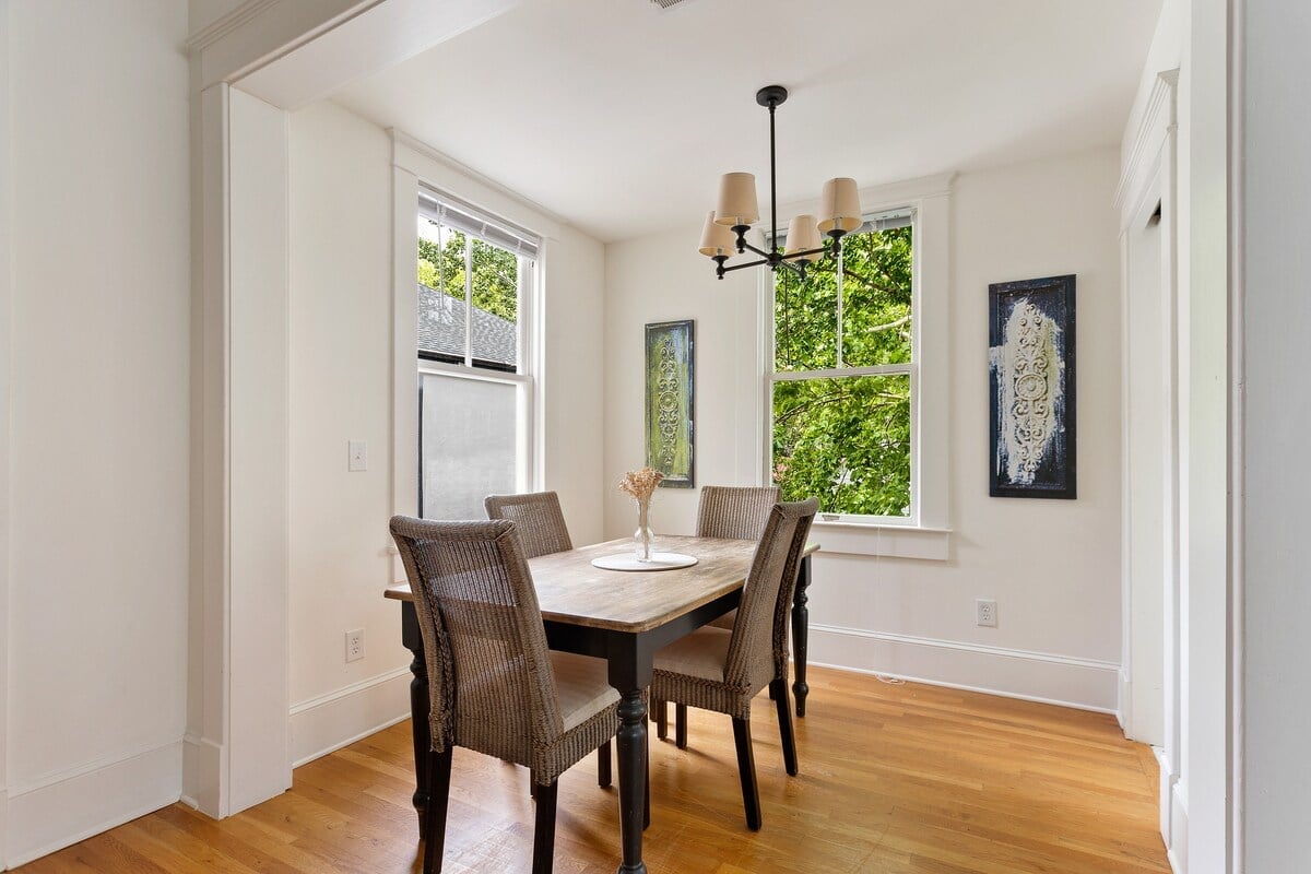 Rutledge Avenue Inn (Suite C) | Downtown Luxury image 13