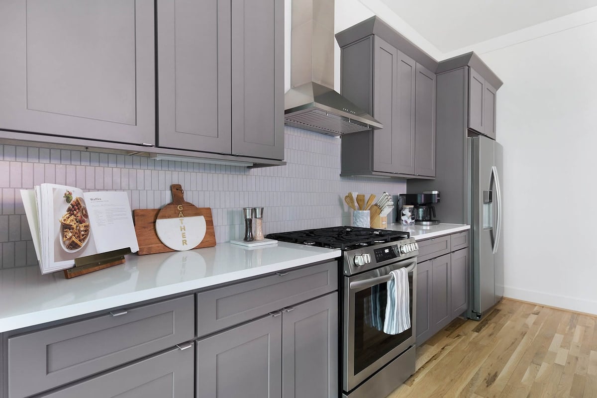 The Acoustic - Fully stocked kitchen with modern appliances. 
