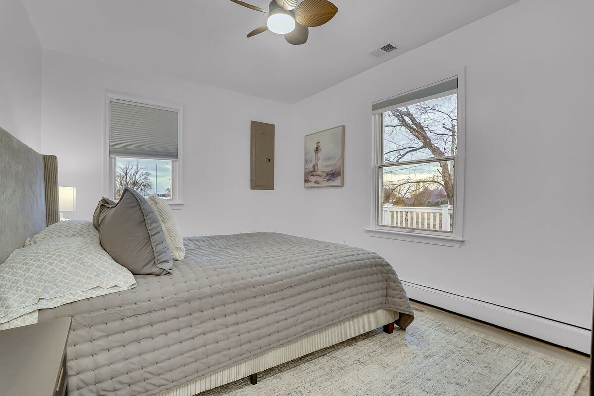 Bedroom 2 - Queen Bed with luxury linens located on the main floor.
