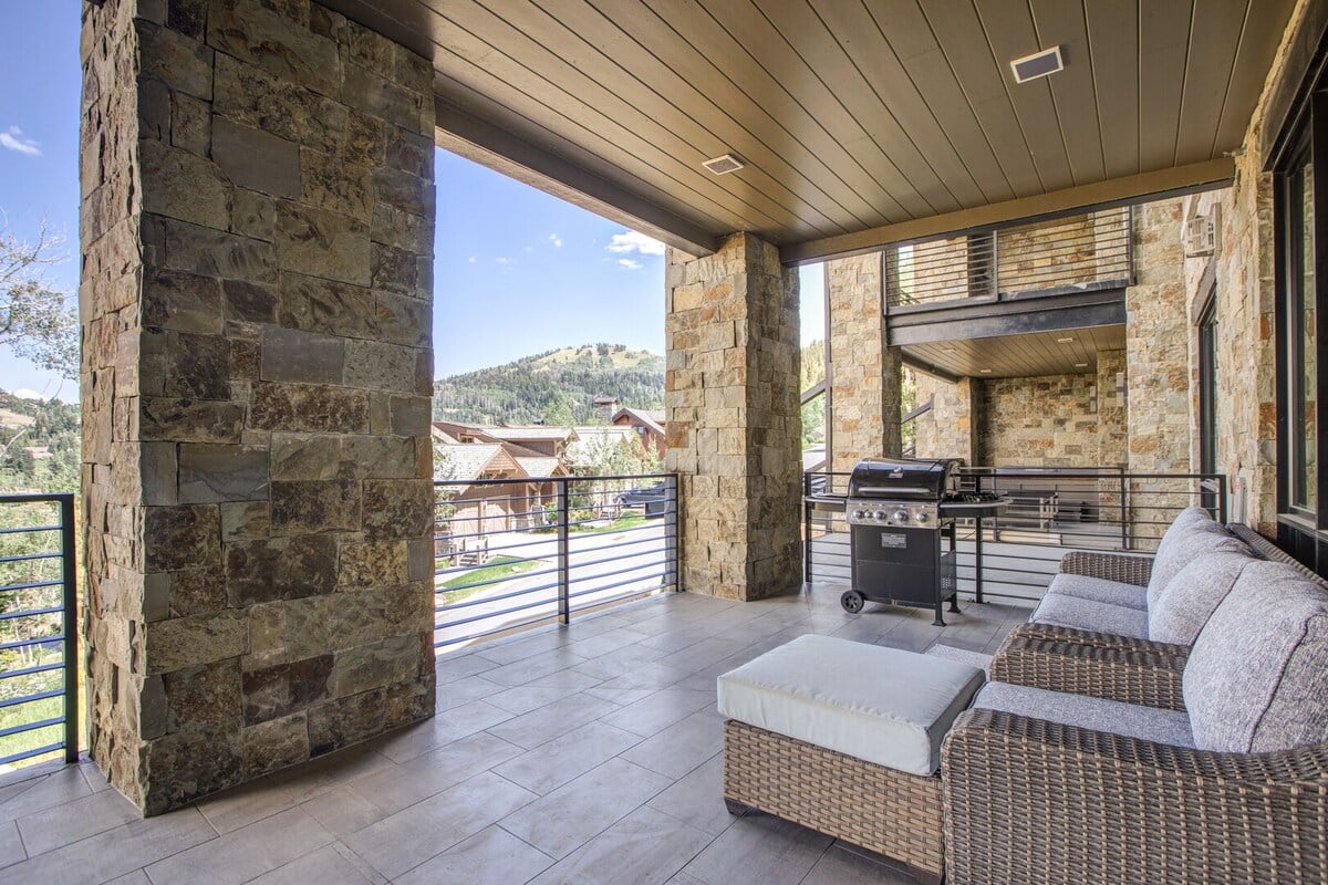 Residence image 3