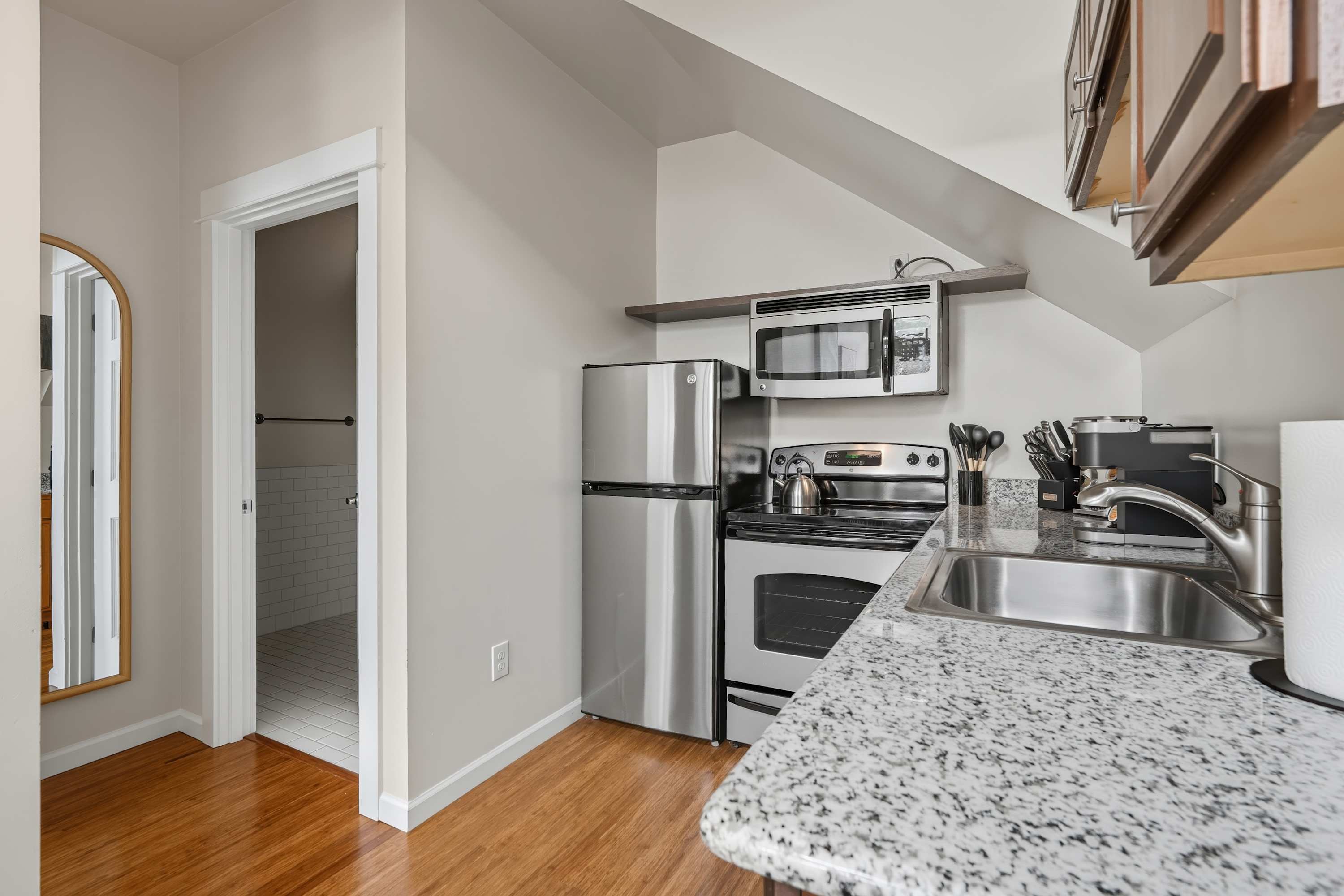 Residence image 3