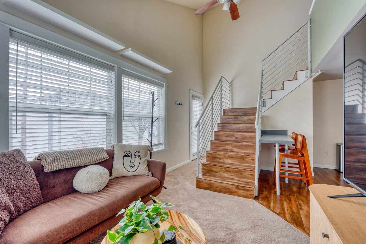 Elegant NW Portland Suites - Central Walkable Stay image 1