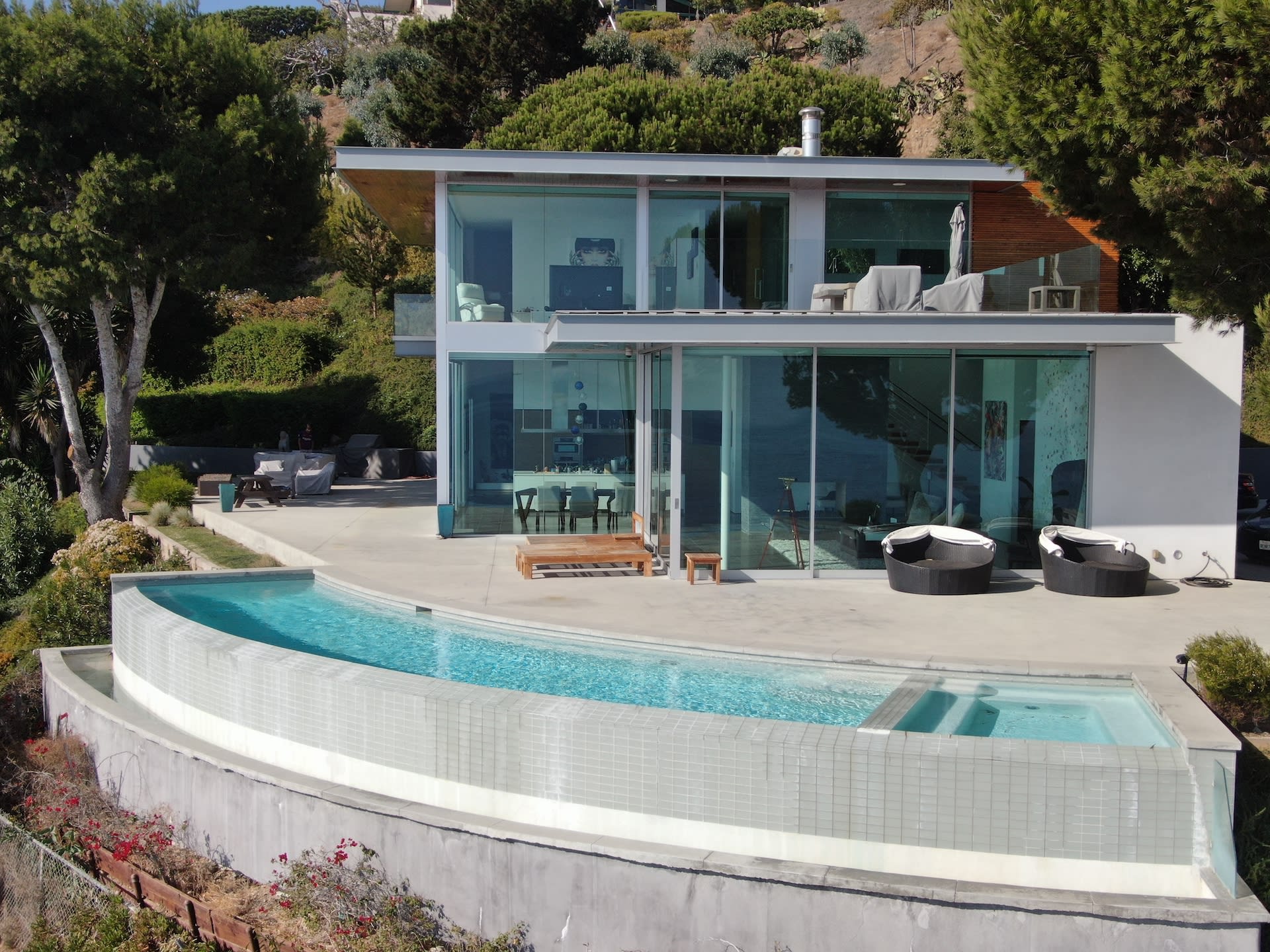 A serene Malibu retreat with breathtaking views in Malibu, CA