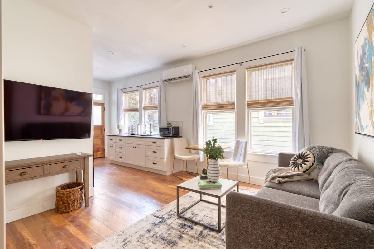 Residence image 1