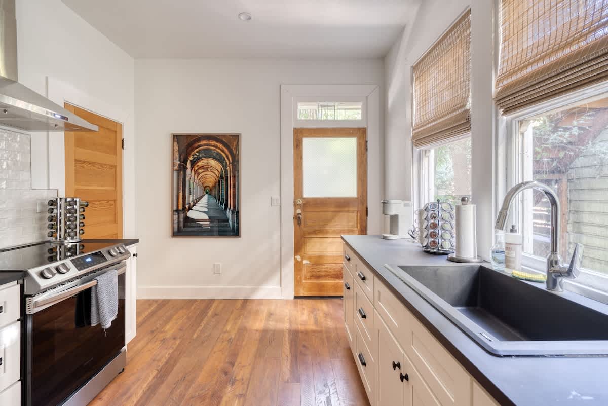 Residence image 2