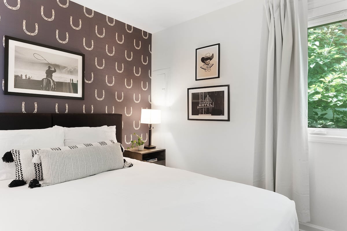 Peaceful Retreat in a Well-Designed Bedroom