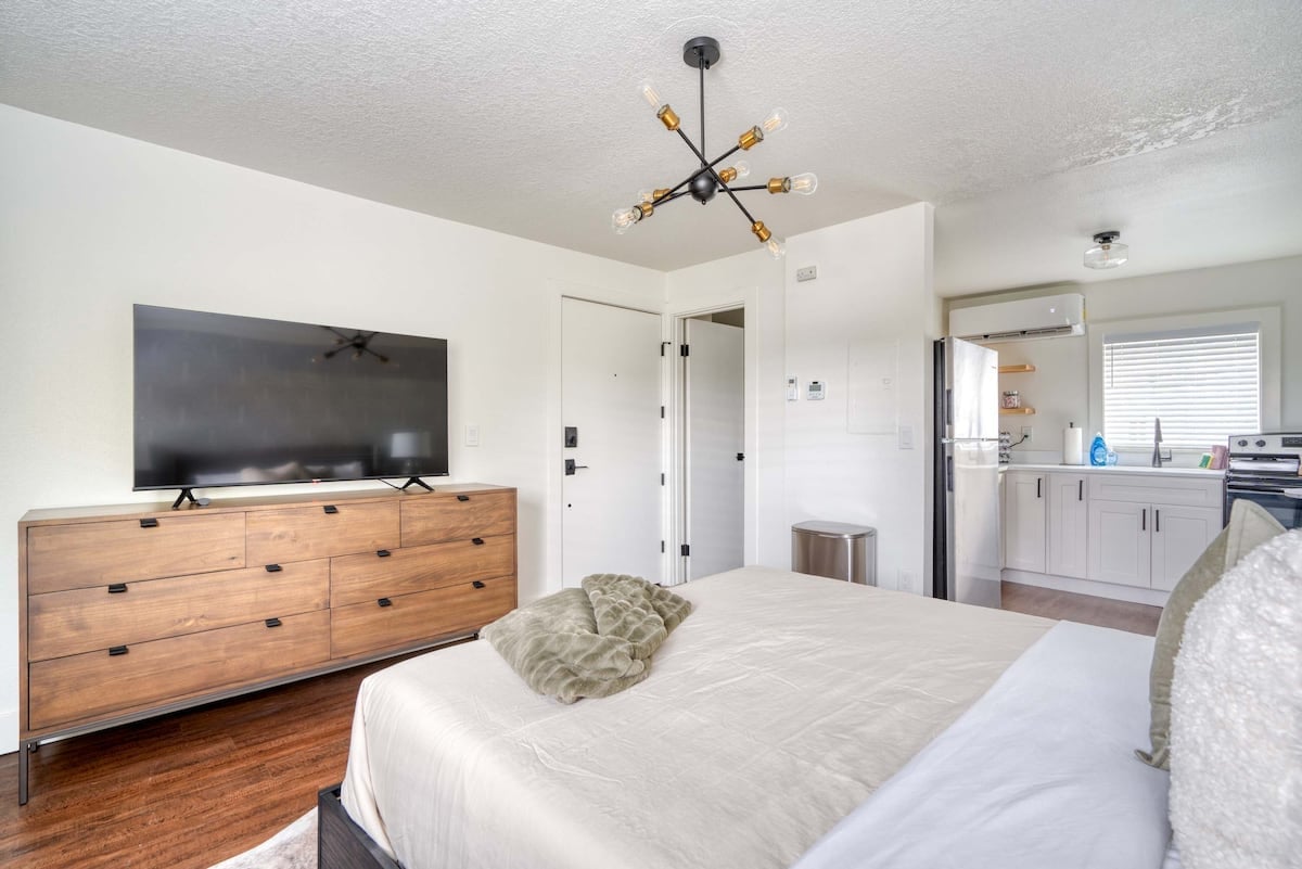 Residence image 3