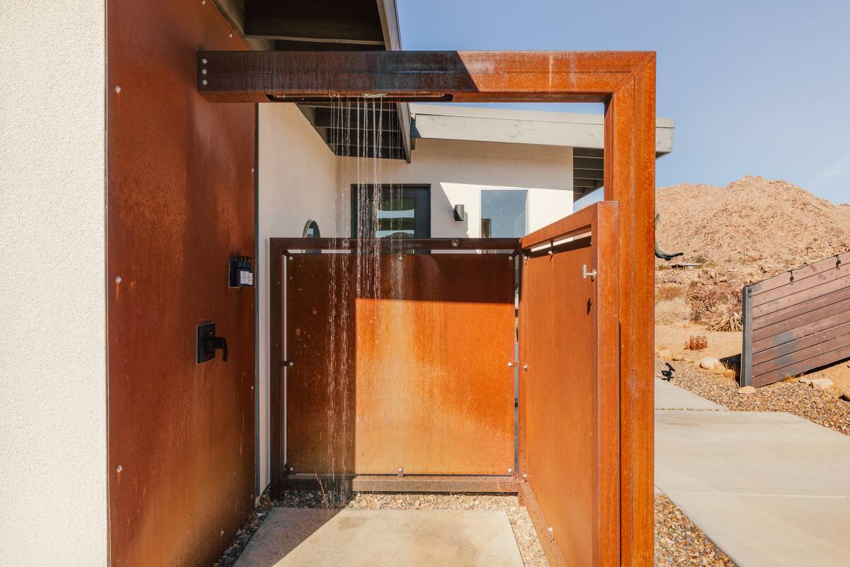 Residence image 3