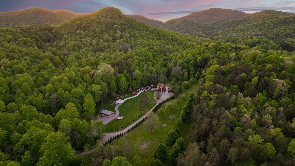 Woodsmoke and warmth in the hills above Weaverville in Taylorsville, NC