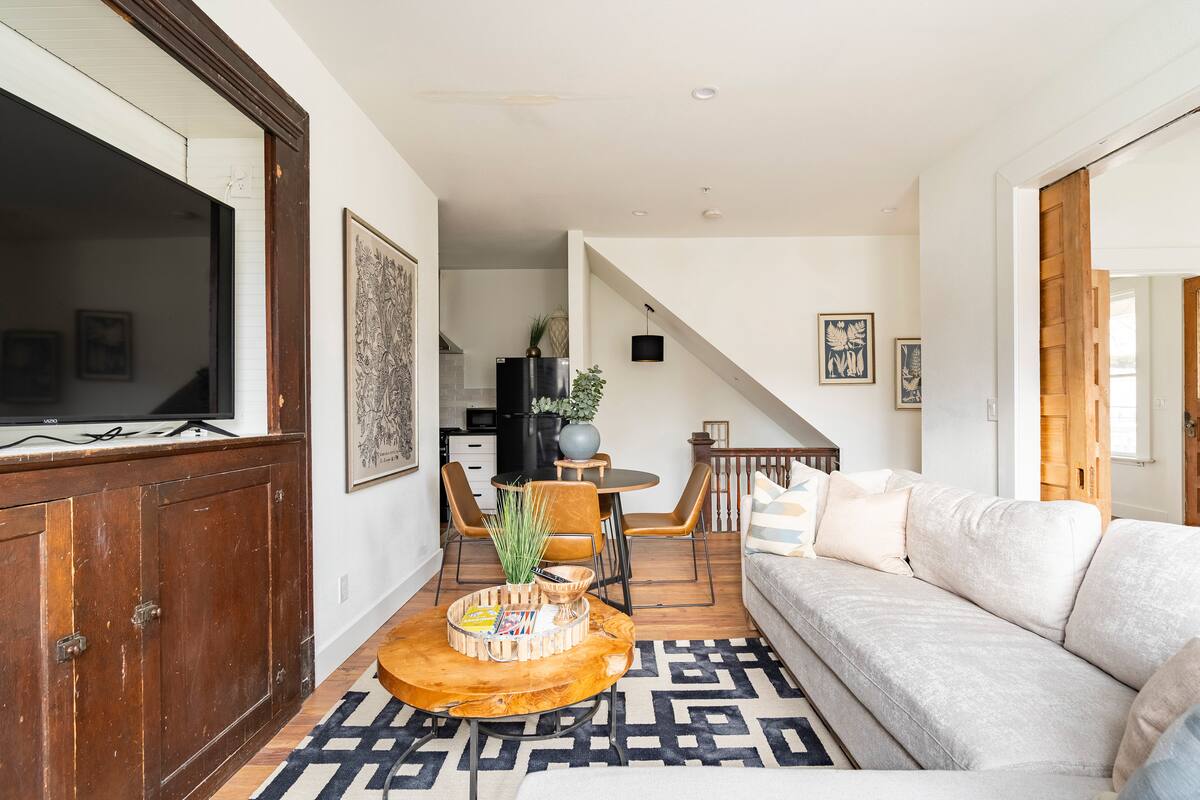 Residence image 1