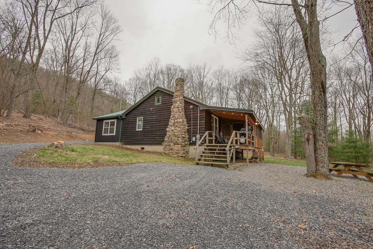 Discover tranquil luxury at Rustic Pines in Woodward in Woodward, PA
