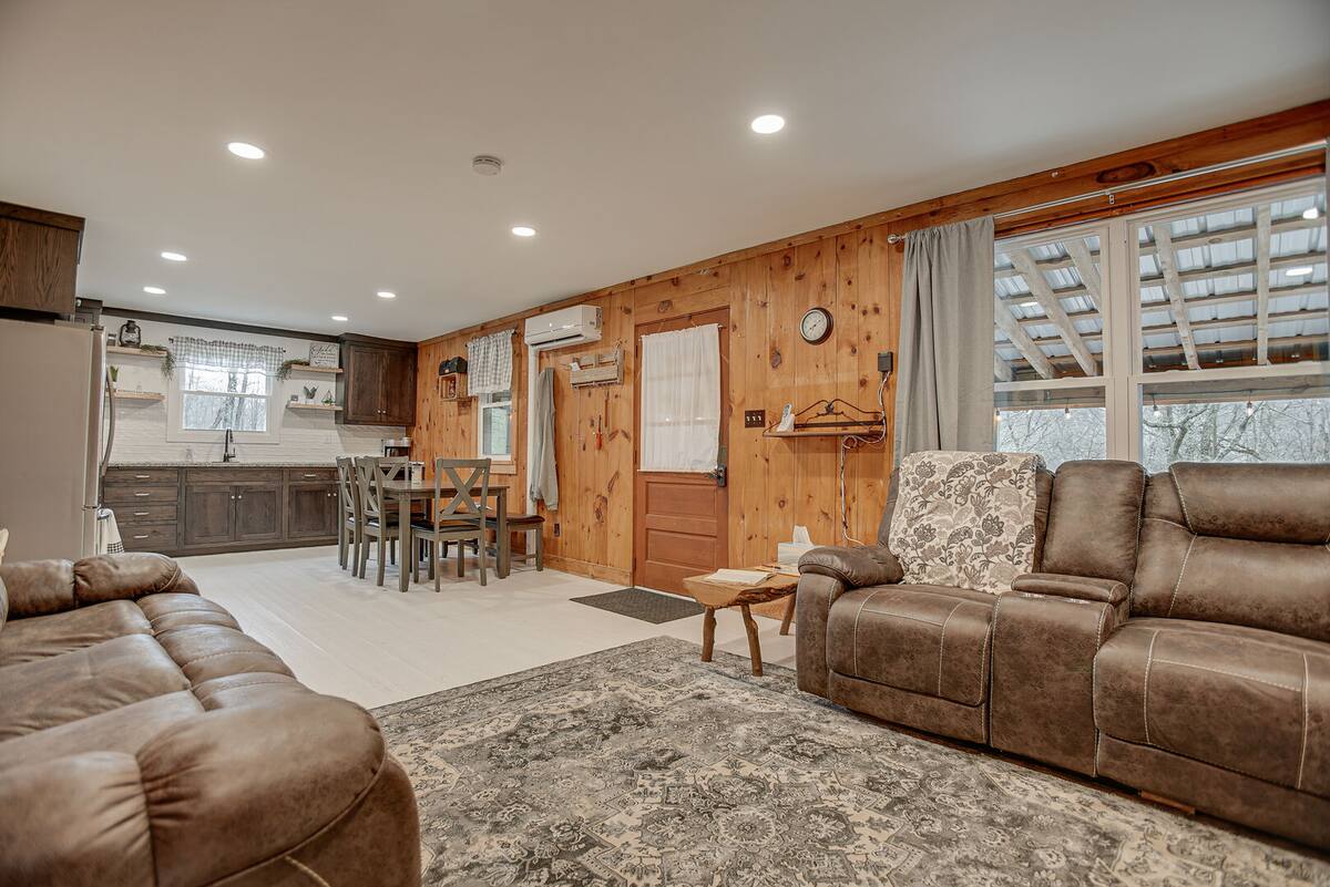 Living Room 2 - Connected to kitchen!