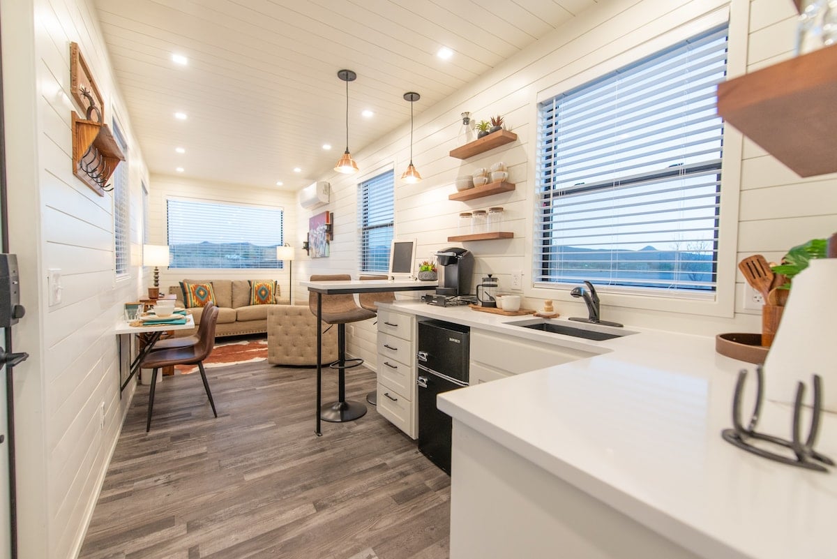 New! Southwest Shipping Container-In Alpine image 10