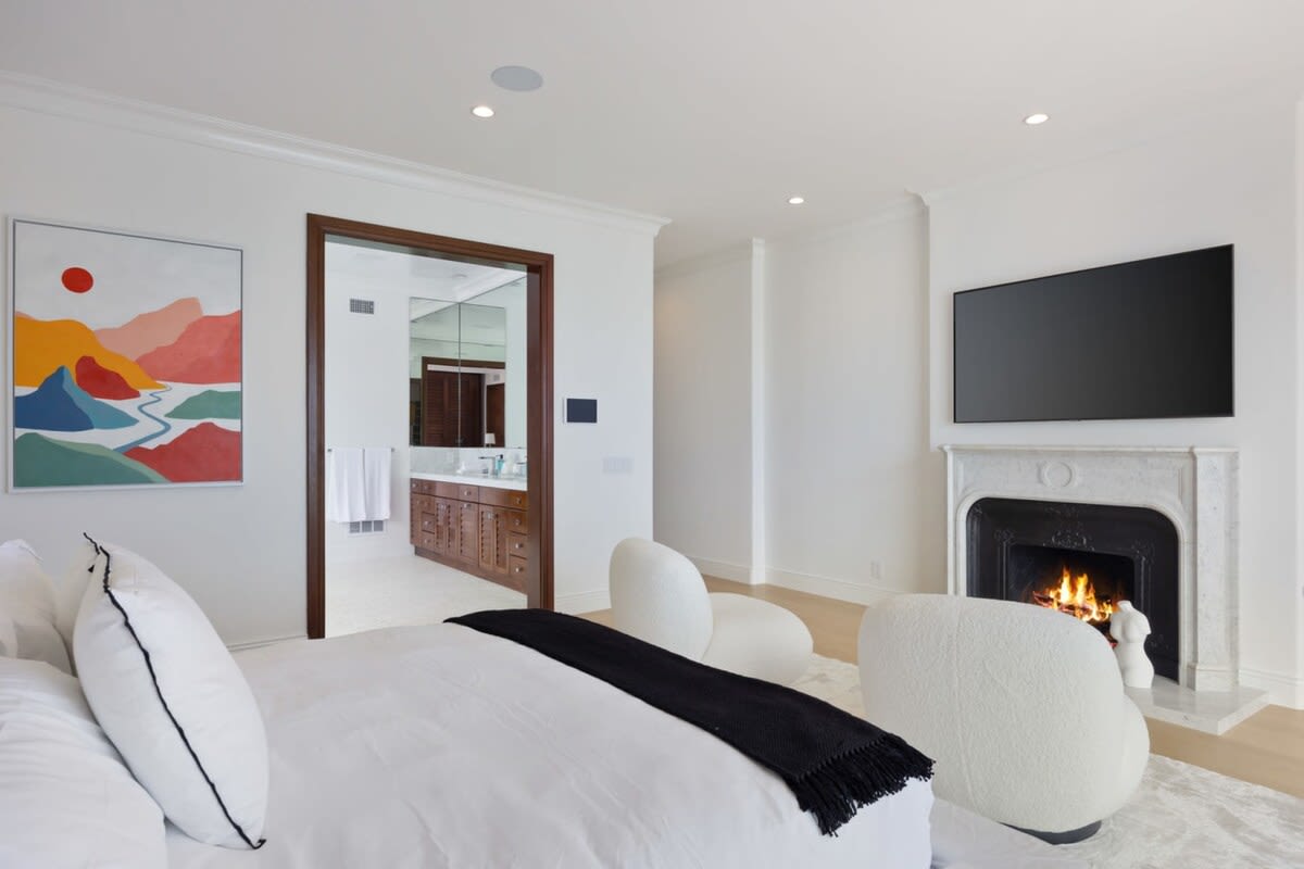 Residence image 2