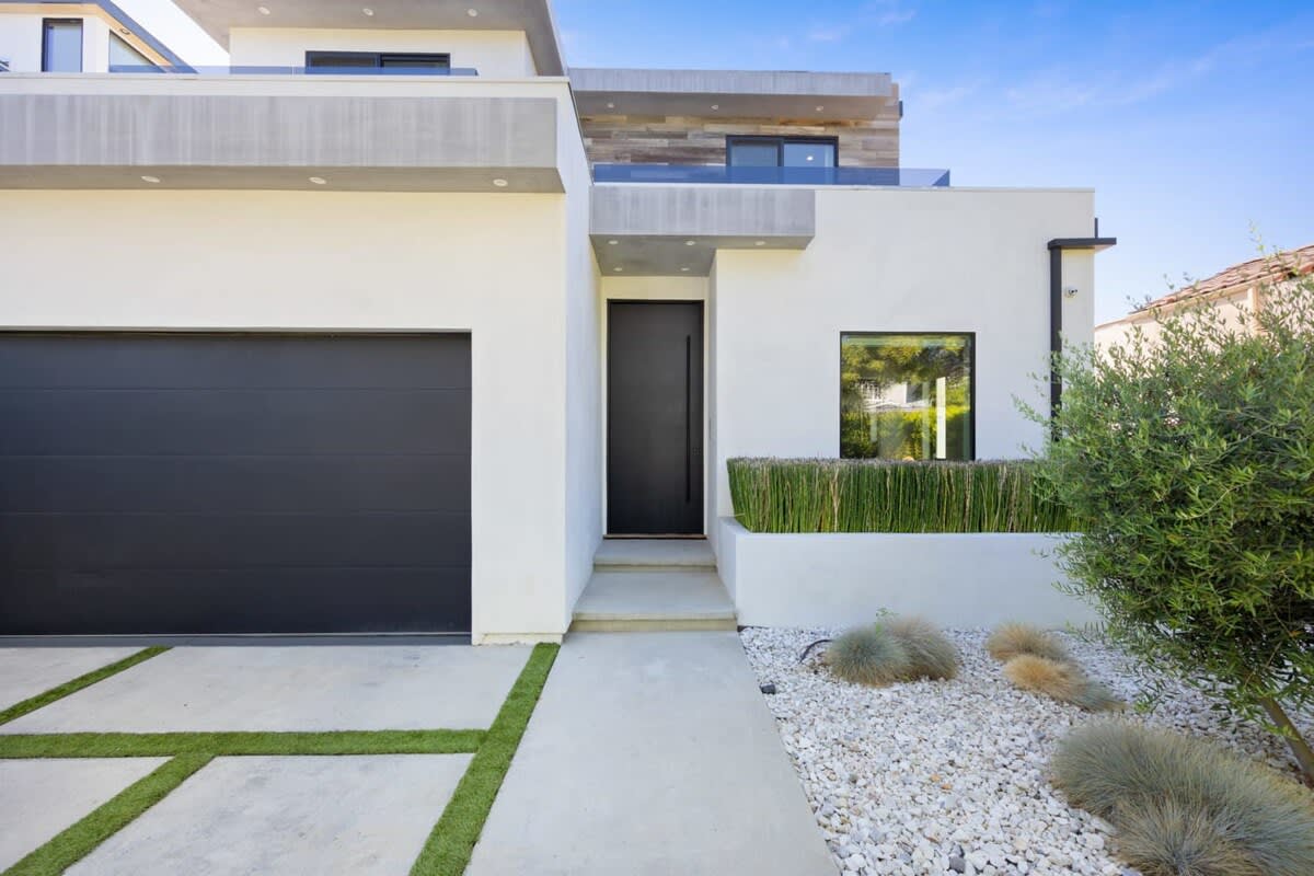 Luxury redefined in the heart of West Hollywood in Los Angeles, CA