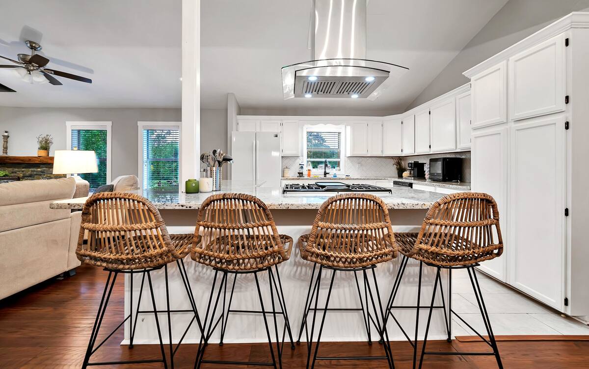 Kitchen Bar