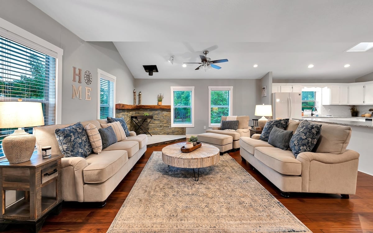Residence image 3