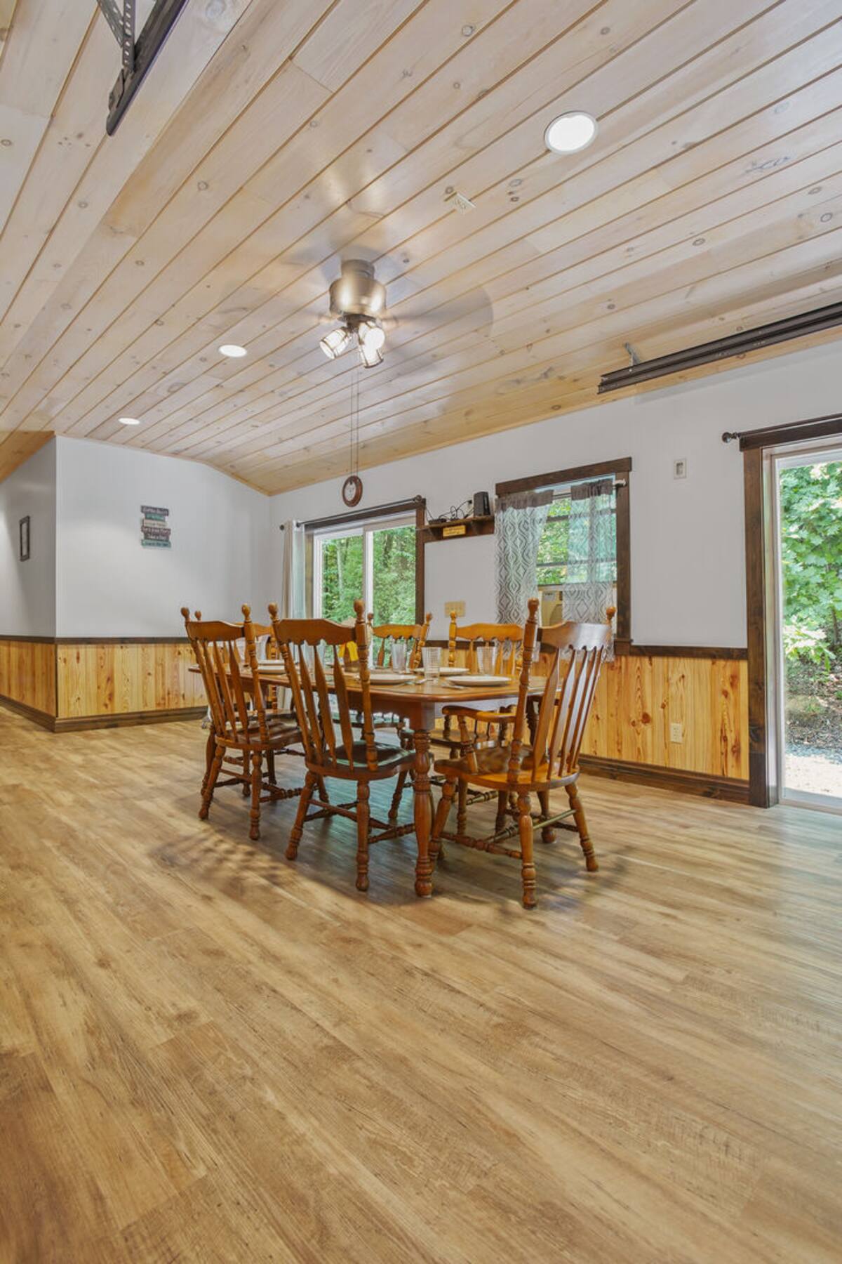 Dining room space seats 6.